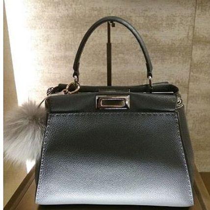 FENDI コピー★人気　SELLERIA PEEKABOO レギュラーサイズ グレー8BN290Q0JF0N9A